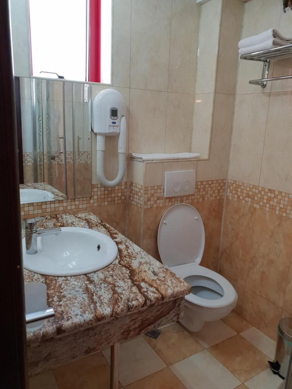 Pensiunea Ghiocela Motru Extérieur photo